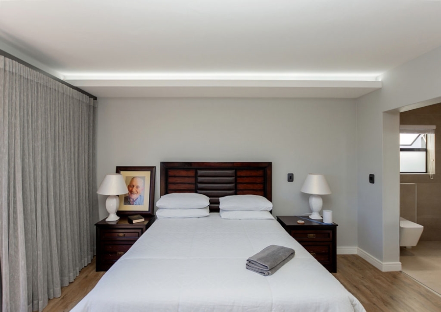 3 Bedroom Property for Sale in Calypso Beach Western Cape